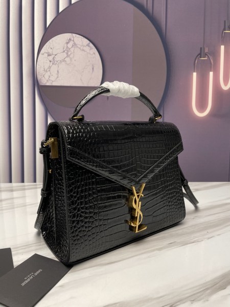 Handbags SAINT LAURENT 578000 size 24×20×11 cm