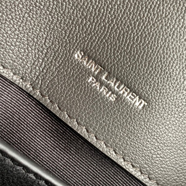 Handbags SAINT LAURENT 428056 size 24x17x6.5 cm