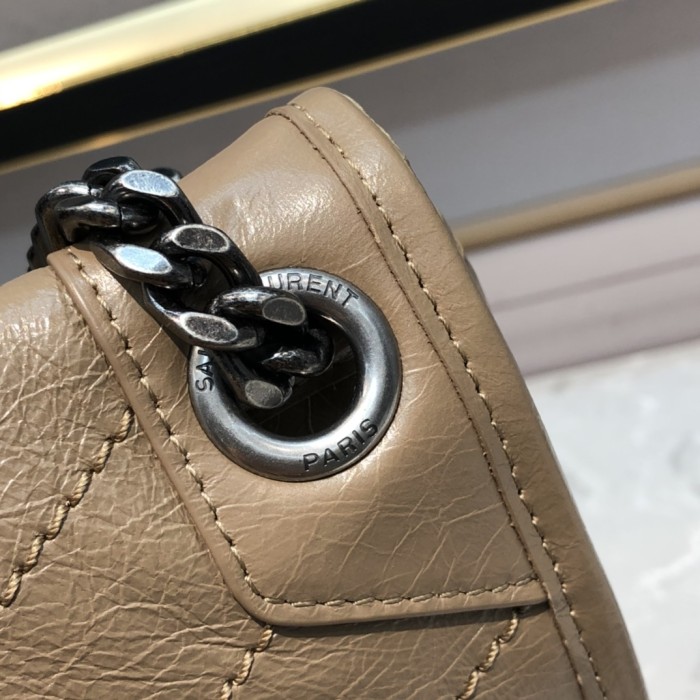 Handbags SAINT LAURENT 498894y size 28*20*8.5 cm