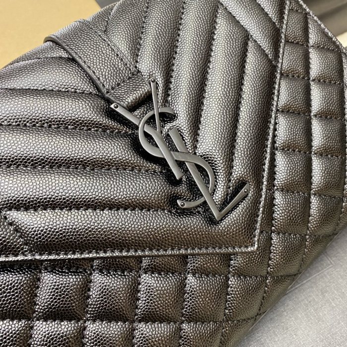 Handbags SAINT LAURENT 487206 size 24x17.5x6 cm