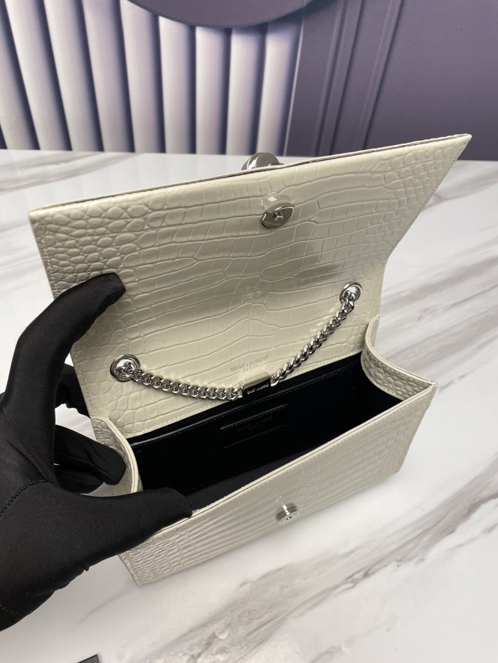 Handbags  SAINT LAURENT 474366 size 20x12.5x5 cm