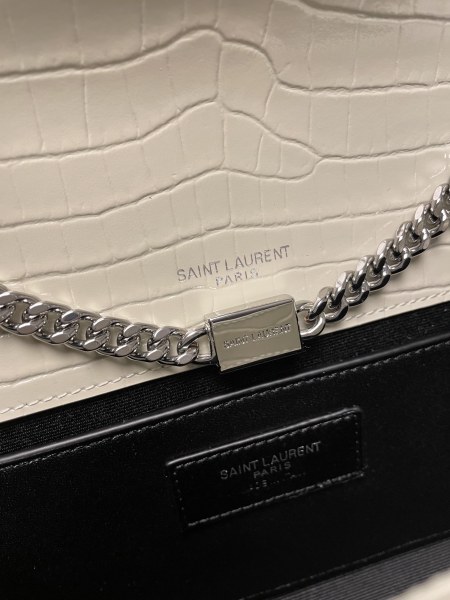 Handbags  SAINT LAURENT 474366 size 20x12.5x5 cm