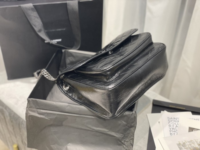 Handbags SAINT LAURENT 498894 size 28x20.5x8.5 cm