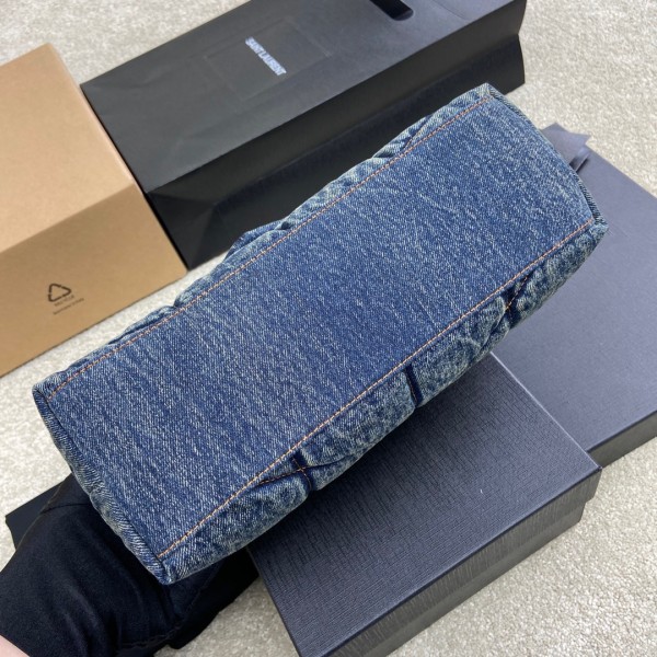 Handbags SAINT LAURENT 577476 size 29×17×11 cm