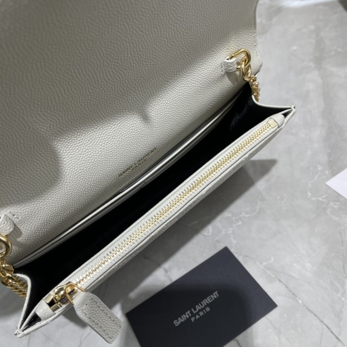 Handbags SAINT LAURENT 393953 size 19x11.5x4 cm