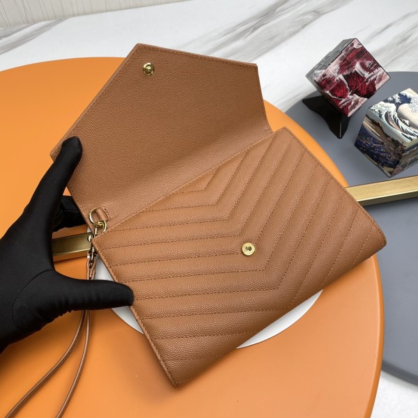 Handbags SAINT LAURENT 617662 size 21x16x3 cm