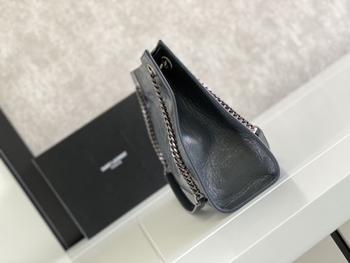 Handbags SAINT LAURENT 577999 size 33x27x11.5 cm