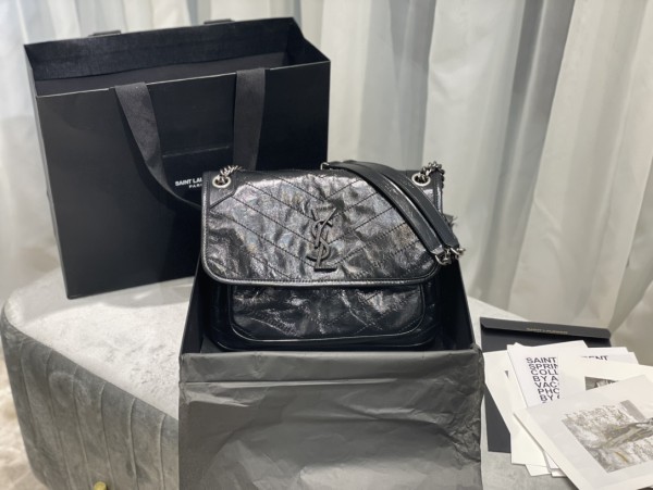 Handbags SAINT LAURENT 498894 size 28x20.5x8.5 cm