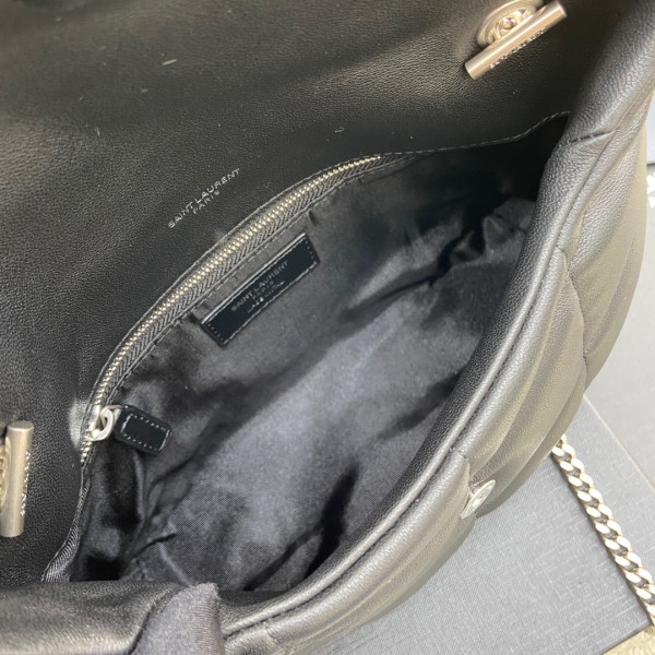 Handbags SAINT LAURENT 620333 size 23×15.5×8.5 cm