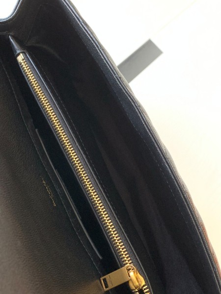 Handbags SAINT LAURENT 428056 size 24x17x6.5cm