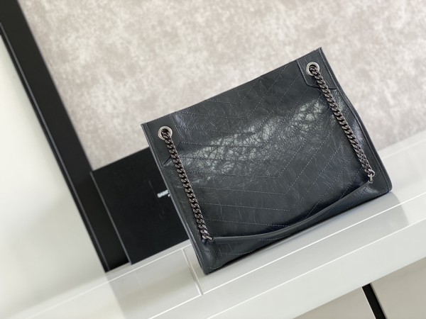 Handbags SAINT LAURENT 577999 size 33x27x11.5 cm