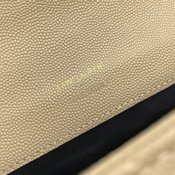 Handbags SAINT LAURENT 617662 size 21x16x3 cm