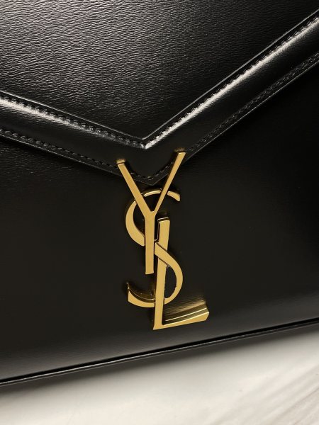 Handbags SAINT LAURENT 578000 size 24.5×20×11.5 cm