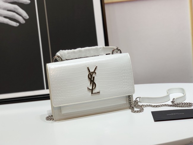 Handbags SAINT LAURENT 533026 size 19x14x5.5 cm