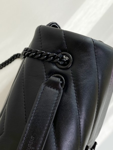 Handbags SAINT LAURENT 494699 size 25×17×9 cm