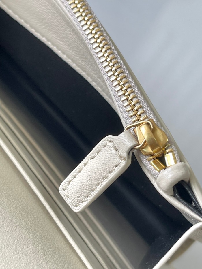 Handbags SAINT LAURENT 743050-AAB4K-9290 size 19*2*12 cm