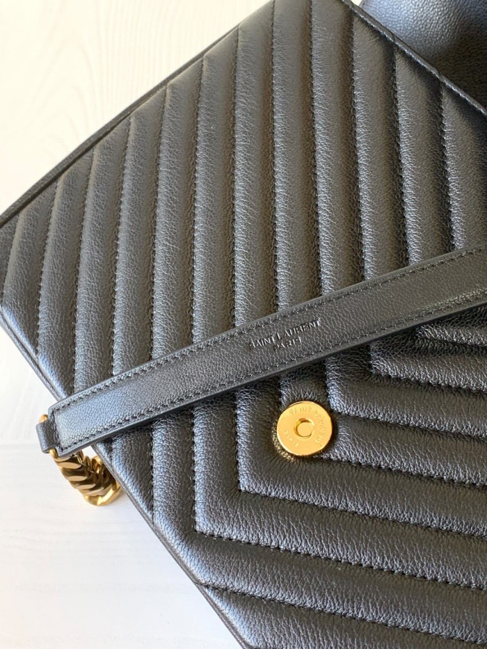 Handbags SAINT LAURENT 428056 size 24x17x6.5cm