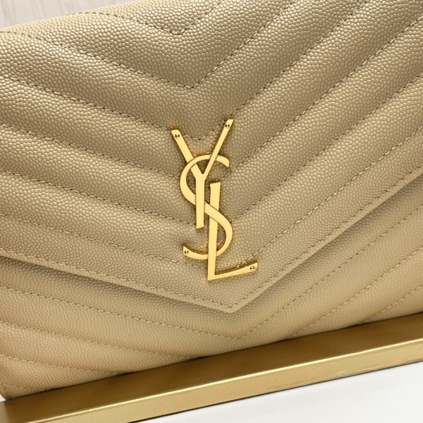 Handbags SAINT LAURENT 617662 size 21x16x3 cm