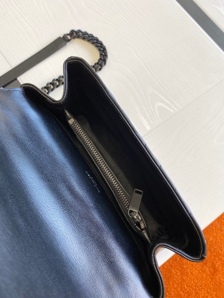 Handbags SAINT LAURENT 428056 size 24x17x6.5 cm