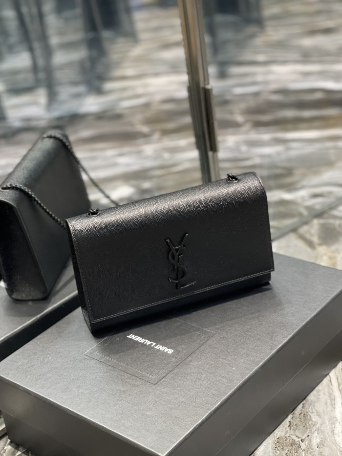 Handbags SAINT LAURENT 364021 size 24x14.5x5 cm