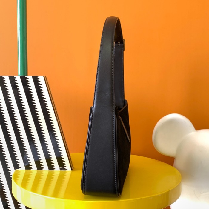 Handbags SAINT LAURENT 657228 size 24.5x16x6 cm