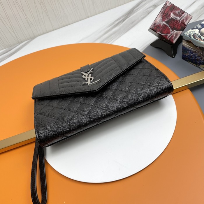 Handbags SAINT LAURENT 617662 size 21x16x3 cm