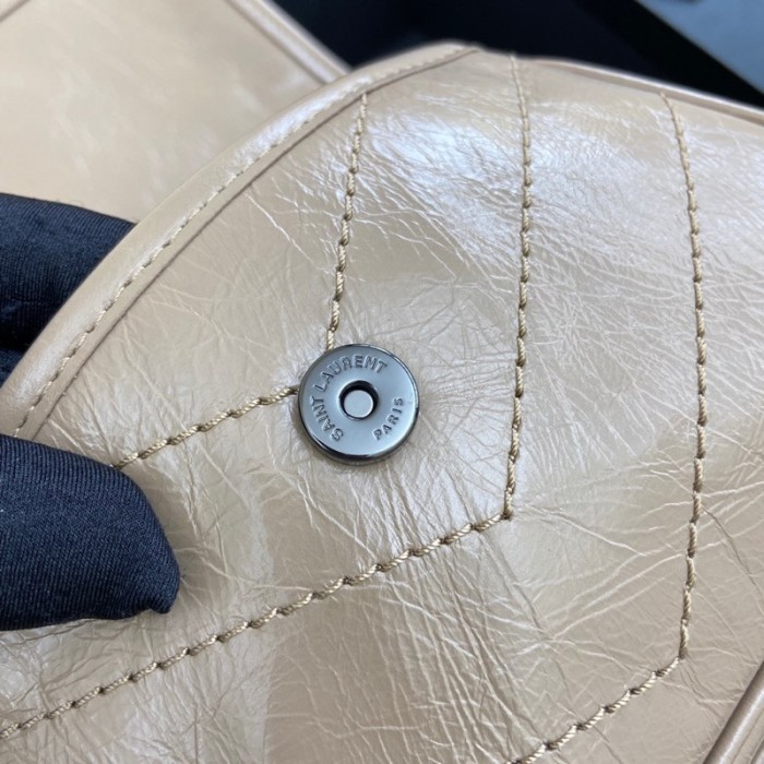 Handbags SAINT LAURENT 533037 size 22×16.5×12 cm