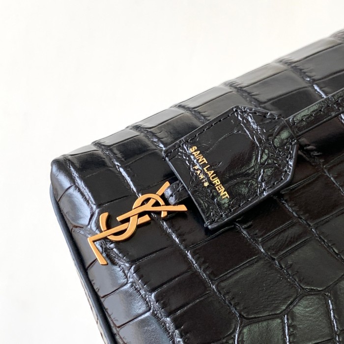 Handbags SAINT LAURENT 612367 size 18x17x8 cm