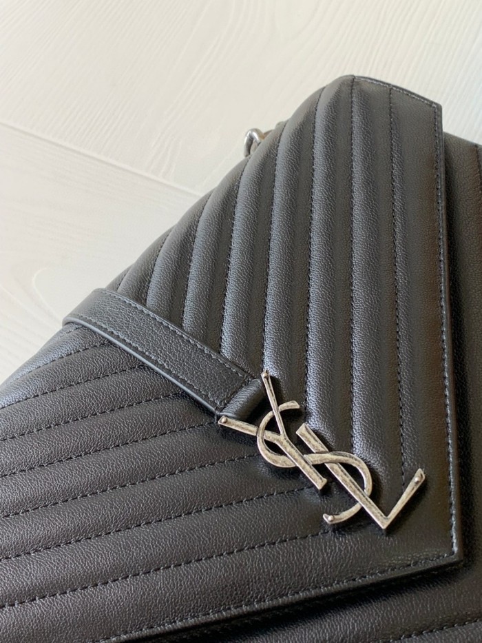 Handbags SAINT LAURENT 392738 size 32X21X8 Cm