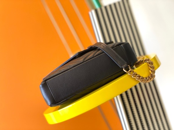 Handbags SAINT LAURENT 428056 size 24x17x6.5cm