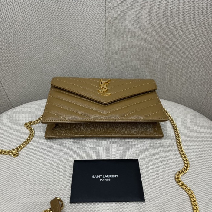 Handbags SAINT LAURENT 339395 size 19x11.5x4 cm