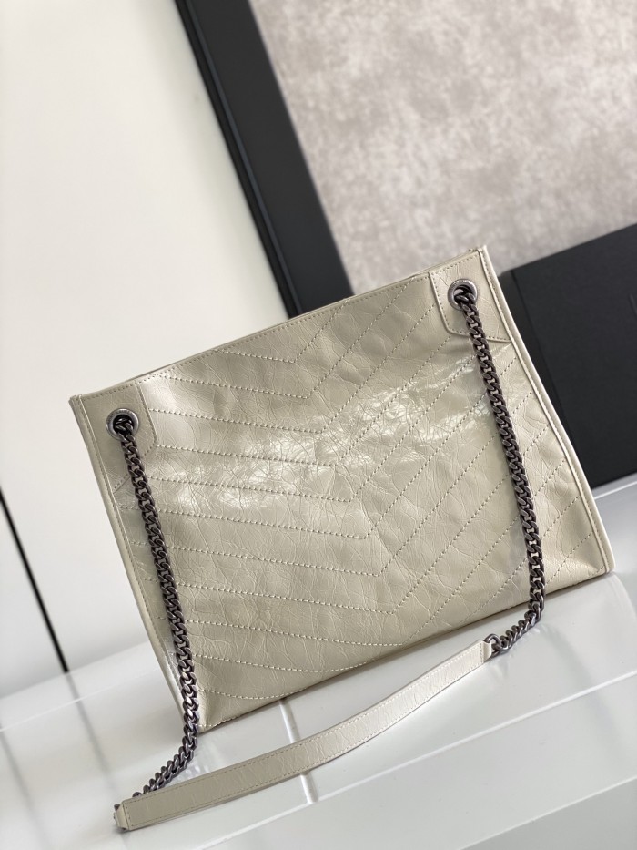 Handbags SAINT LAURENT 577999 size 33x27x11.5 cm