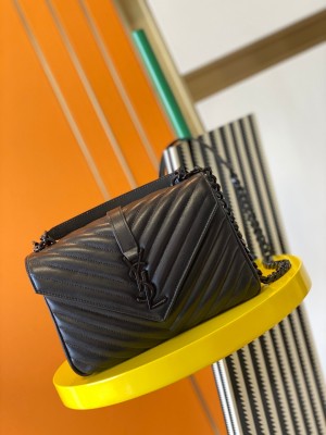 Handbags SAINT LAURENT 428056 size 24x17x6.5 cm