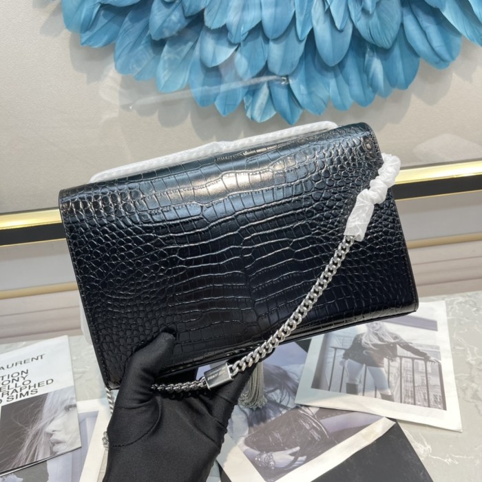 Handbags SAINT LAURENT 354119 size 24*14.5*5.5 cm