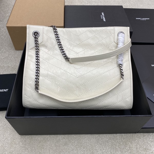 Handbags SAINT LAURENT 577999 size 33x27x11.5 cm