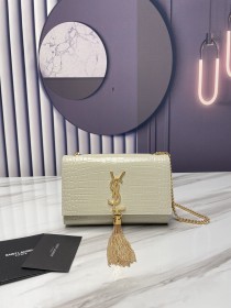 Handbags SAINT LAURENT 474366Zx size 20x12.5x5 cm