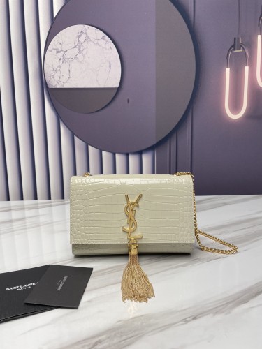 Handbags SAINT LAURENT 474366Zx size 20x12.5x5 cm