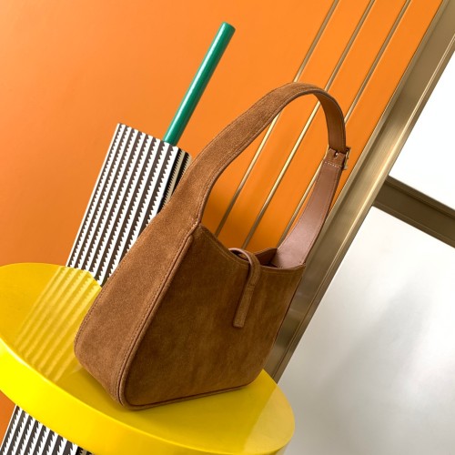 Handbags SAINT LAURENT 657228 size 24.5x16x6 cm