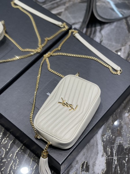 SAINT LAURENT LOU Quilted Leather Camera Bag, Crossbody Bag, Shoulder Bag Women's White 6125791GF019207 size 19*5*10.5 cm