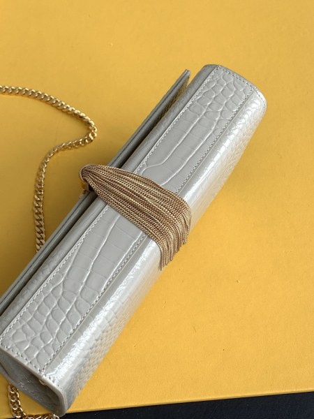 Handbags SAINT LAURENT 326078 size 24x14.5x5 cm