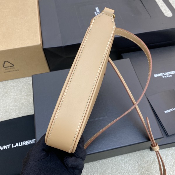 Handbags SAINT LAURENT 735214 size 18×13.5×3.5 cm