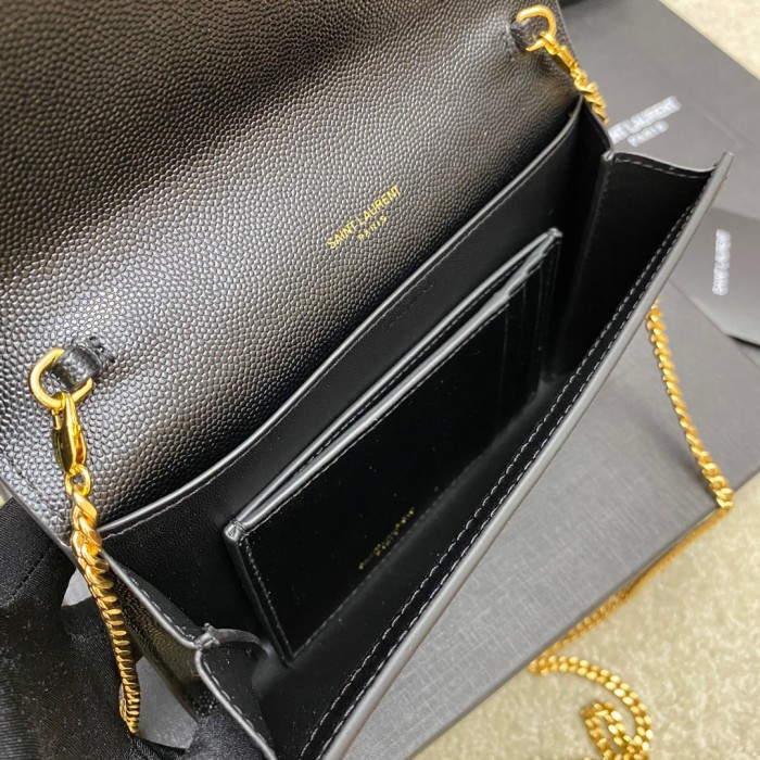 Handbags SAINT LAURENT 607788 size 19x12x4 cm