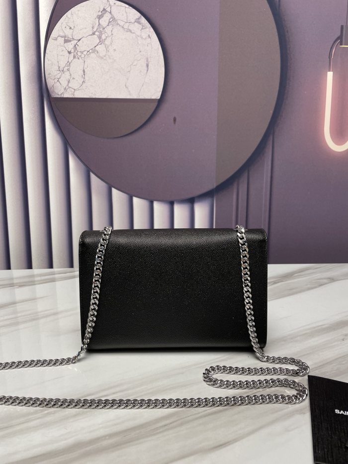 Handbags SAINT LAURENT 474366 size 20x12.5x5 cm