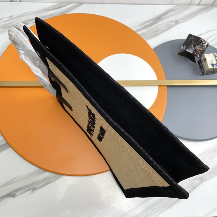 Handbags SAINT LAURENT 631682 size 37.5×38×17 cm