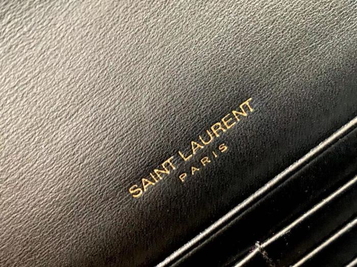 Handbags SAINT LAURENT 452159 size 19x12.5x4 cm