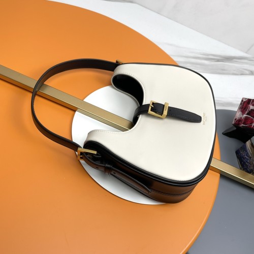 Handbags SAINT LAURENT 672615 size 24.5×18×7 cm