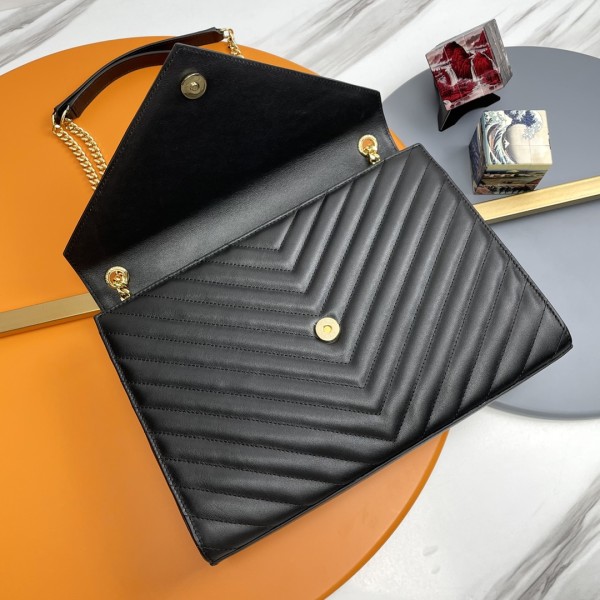 Handbags SAINT LAURENT 395827 size 31x22x7.5 cm 