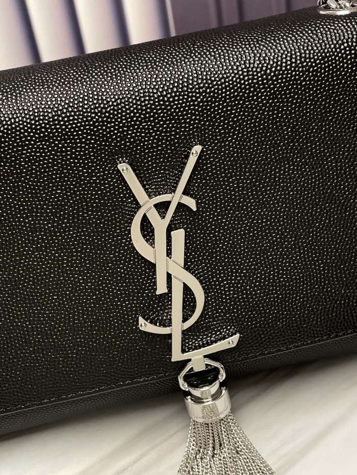 Handbags SAINT LAURENT 474366 size 20x12.5x5 cm