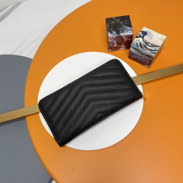 Handbags SAINT LAURENT 358094 size 19x9 cm