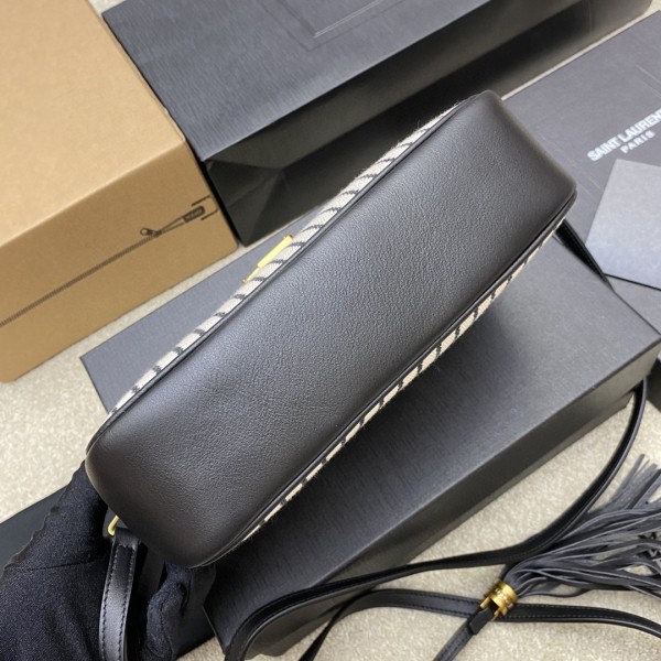 Handbags SAINT LAURENT 520534 size 23x16x6 cm